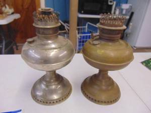 lot 1827 image: RaYo - Lamp