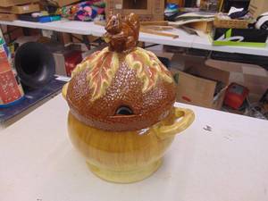 lot 1840 image: Squirrel Top Punch Bowl