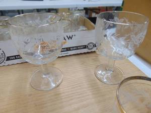lot 1866 image: Large Selection of Etched Grape Glassware