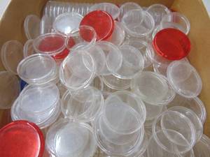 lot 1867 image: Plastic CoinToken Holders