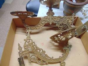 lot 1908 image: Cast Metal lamp Holders