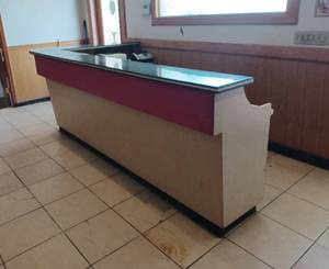 lot 161 image: 10 ft Wide L - Shaped Front Counter (64 D) Electronics are NOT Included
