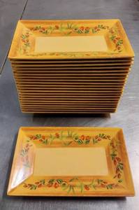 lot 222 image: Lot of 22 - Yanco OL-210 Olive 10 x 6 Melamine Rectangular Plates
