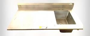 lot 3981 image: Stainless steel sink