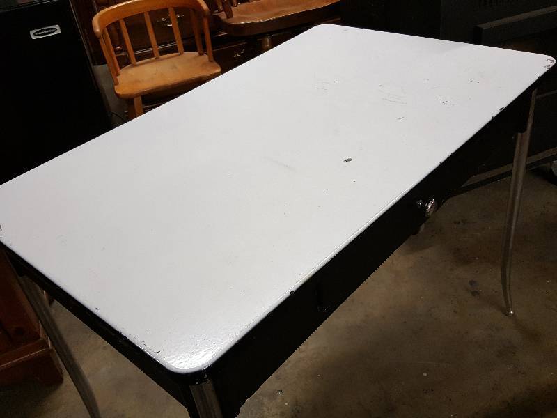 lot 1022 image: Vintage style metal desk with chrome blacklegs and a small drawer