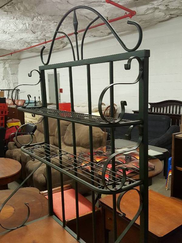 Hunter Green HD metal Bakers Rack with top wood shelf 80" overall