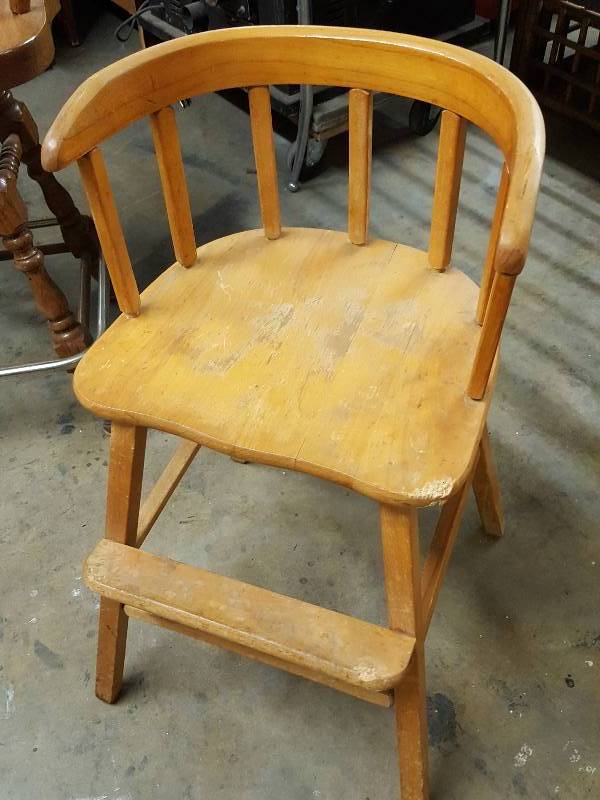 lot 1066 image: Kitchen chair for after the high chair for kids.  Real wood and looks like the family dog got real close on the corner