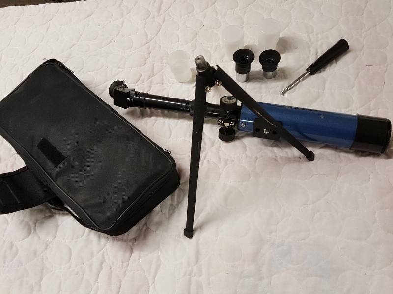 lot 1120 image: Parts to a from a table top telescope.  The tri pod doesnt fit but with a little fabrication (Jury Rigging) you might make something work out