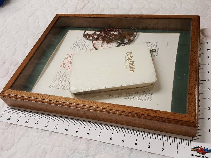 lot 1133 image: Nice quality framed Shadow Box with a copy of the Bible and a rosary for your entry way table or book shelf
