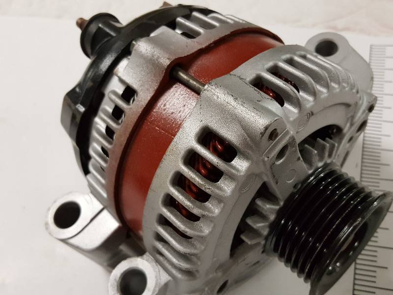 lot 1137 image: Sorry I dont know the application.  You mechanics will probably recognize it.  Possibly rebuilt as the serpentine belt pulley has no use