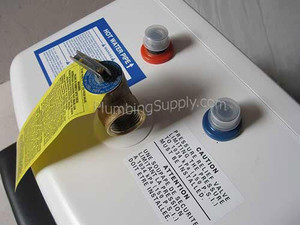 lot 52909 image: Bosch  Ariston Water Heaters used as is