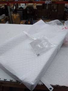 lot 50641 image: DaVinci Changing Pad,non toxic
