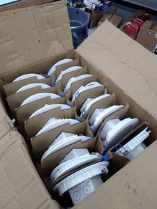 lot 50781 image: Sunco Lighting 16 Pack 6 Inch Slim Led Downlight Integrated Junction Box 14w...