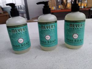lot 50835 image: Meyers Clean Hand Soap Basil Scent, 12.5 Fl oz , 3 pack