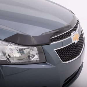 lot 7762 image: AVS 16-18 Chevy Silverado 1500 Aeroskin Low Profile Acrylic Hood Shield - Smoke