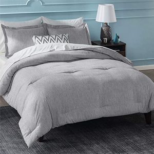 lot 7733 image: Bedsure 88x88 Comforter & Sheet Set Gray