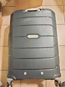 lot 144 image: samsonite laggage