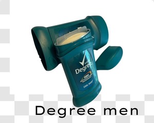 lot 167 image: Two Degree men deodorant
