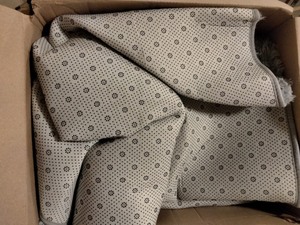 lot 170 image: 6�9 feet grey rug