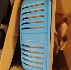 lot 194 image: MidWest Homes for Pets Spree Travel Pet Carrier, Dog Carrier Features Easy Assembly and Not The Tedious Nut & Bolt Assembly of Competitors, Blue, 24-Inch Small Dog Breeds (1424SPB)