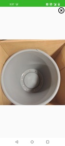 lot 201 image: The HC Companies LIA16000A42C012LRBXS Classic Planter 16 Warm Gray