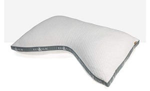 lot 224 image: Eli & Elm  Ultimate Side Sleeper Pillow with Adjustable Filler to Get The Perfect Contour Curved Pillow for A Neck Pain Relief Sleep - Removable Latex and Polyester Filling- 17 X 29