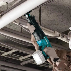 lot 23501 image: Makita - 18V LXT Lithium-Ion Brushless Cordless Reciprocating Saw (Tool-Only) - Retail $199.00