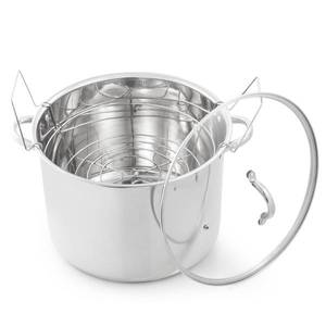 lot 8269 image: McSunley 21.5 Qt. Stainless Steel Water Bath Canner