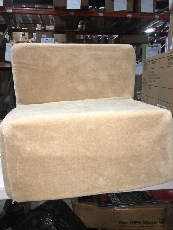 lot 7571 image: DogCat Stepper