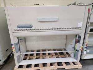 lot 5630 image: Labconco 6ft Protector Laboratory Hood