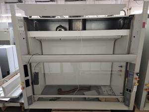 lot 5633 image: Labconco 6ft Protector Laboratory Hood- Phase 1 - 115 Volts