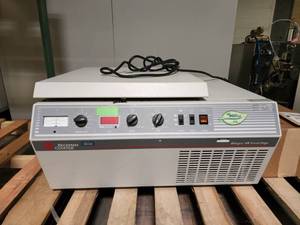 lot 5662 image: Beckman Coulter Allegra 6R Benchtop Centrifuge