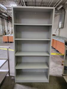 lot 5673 image: 5 Tier Hon metal Shelf