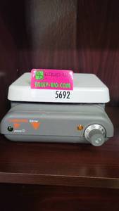 lot 5692 image: Laboratory Stirrer Corning Model PC-410