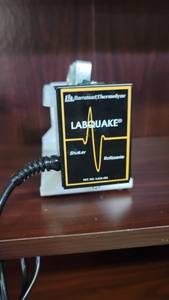 lot 5694 image: Lab quake Shaker Model 4002110&nbsp