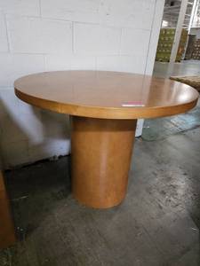 lot 18526 image: Wooden Round Table&nbsp