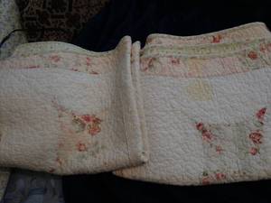 lot 1235 image: Hand Stitched  Quilted Pillow Cases