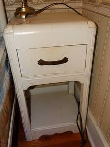 lot 1245 image: Antique White Wood End Table wo Contents