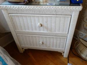 lot 1255 image: Glass Topped White Henry Link Wicker 2 Drawer Cabinet
