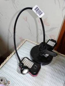 lot 1322 image: Desktop and Portable LED Lights