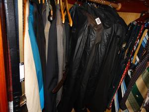 lot 1339 image: Several High Quality Mens L and XL Suits  Coats and Misc on Floor