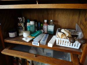 lot 1357 image: Top Shelf Contents  Personal Care Items