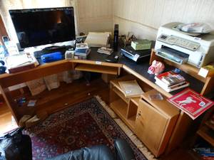 lot 1376 image: Quality Corner Office Wood Desk