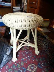 lot 1394 image: Short White Wicker Stool