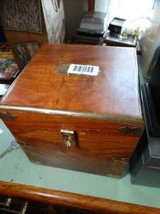 lot 1390 image: Wood Storage Box