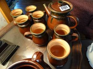 lot 1448 image: Pitcher and Mugs  Zsurizte a Nepi Iparmuveszeti Tanacs Hungary