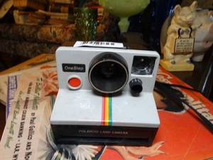 lot 1457 image: Original Polaroid OneStep Rainbow Instant Film Camera