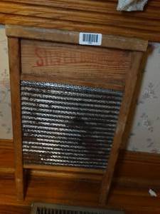 lot 1459 image: Silver Bead Wash Board