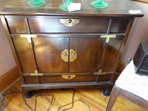 lot 1529 image: 30 Wide Dining Room Cabinet