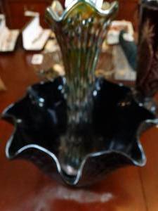 lot 1561 image: Floppy Black Glass Bowl and Green Carnival Glass Vase